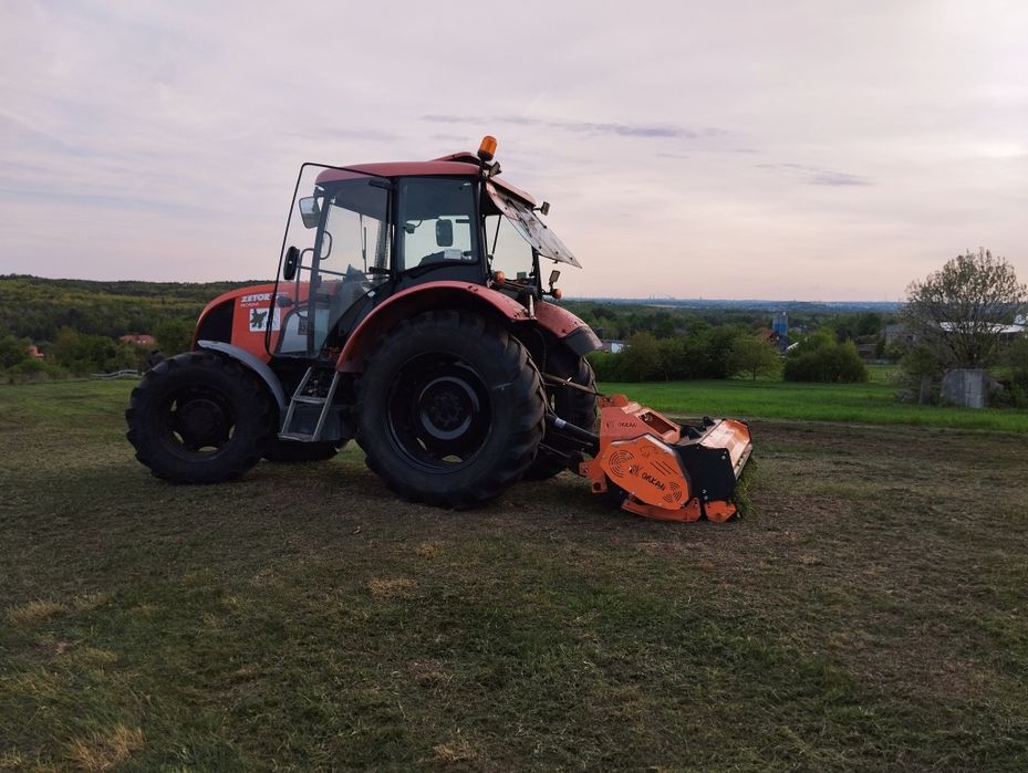 Koszenie, mulczowanie, karczowanie trawy, nieużytków, zarośli.