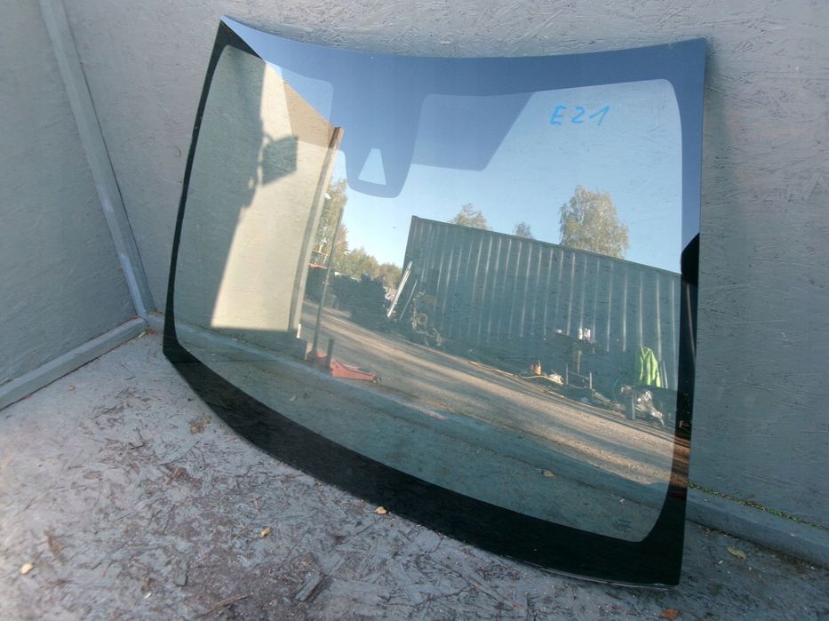 toyota corolla e21 szyba przednia czołowa kombi sedan