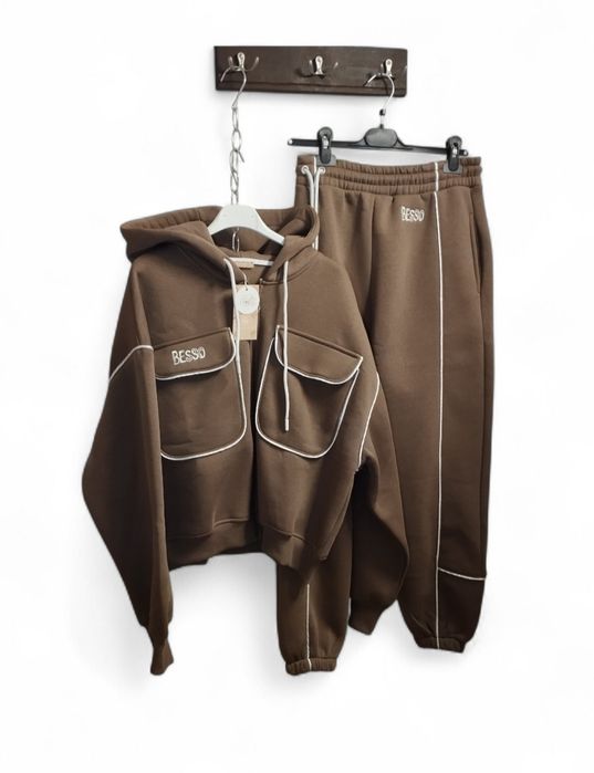 ciepły bawełniany dres damski The Besso,