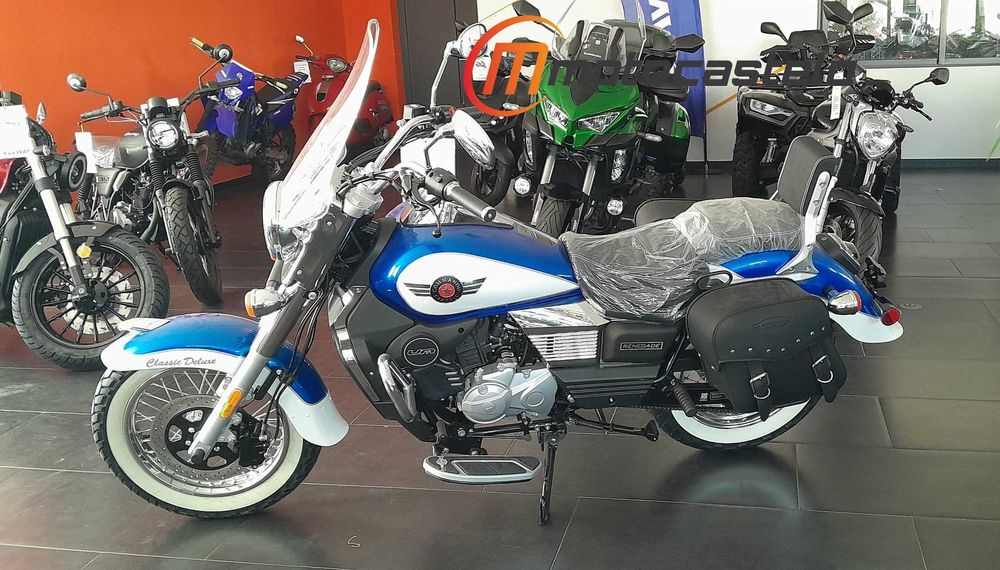 UM Renegade Classic Deluxe 125 E5