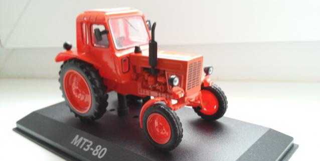 Трактор МТЗ "Беларусь" с журналом - серия "Тракторы" (Hachette)