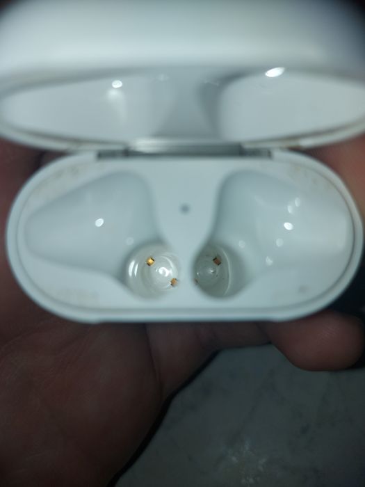 Наушники Apple AirPods 2