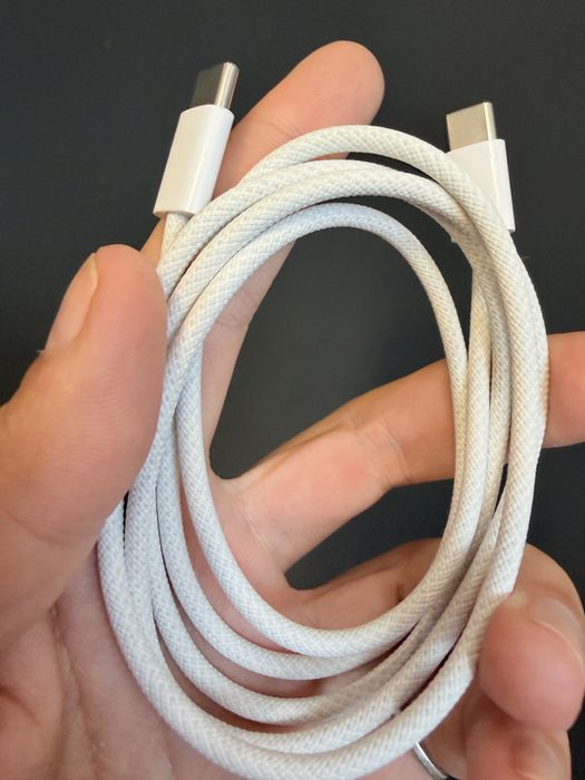 Lot #14 – kabel USB-C – USB-C w oplocie