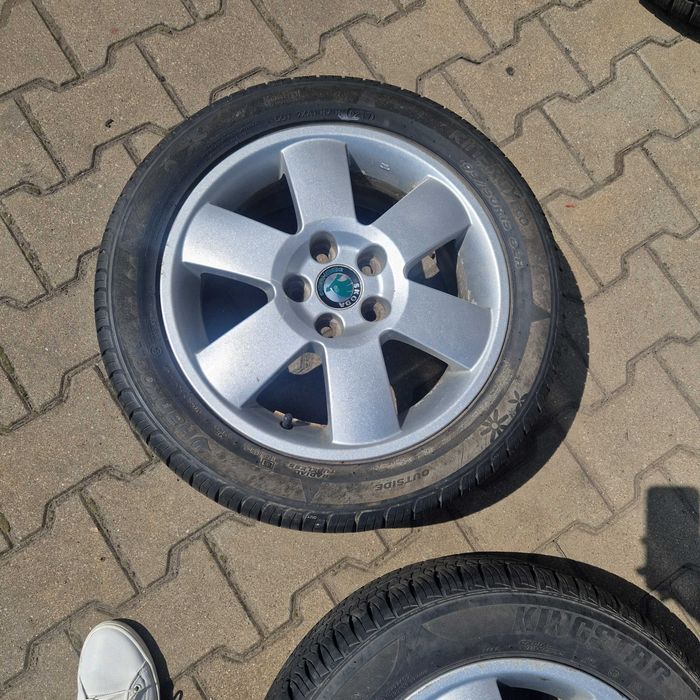 Całe koła Skoda 15
