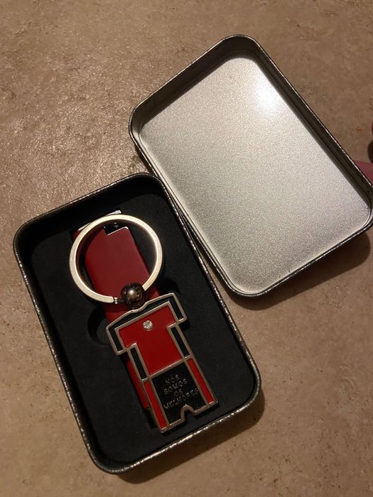 Porta chaves + isqueiro do Benfica