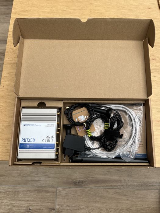 Router teletonika RUTX50
