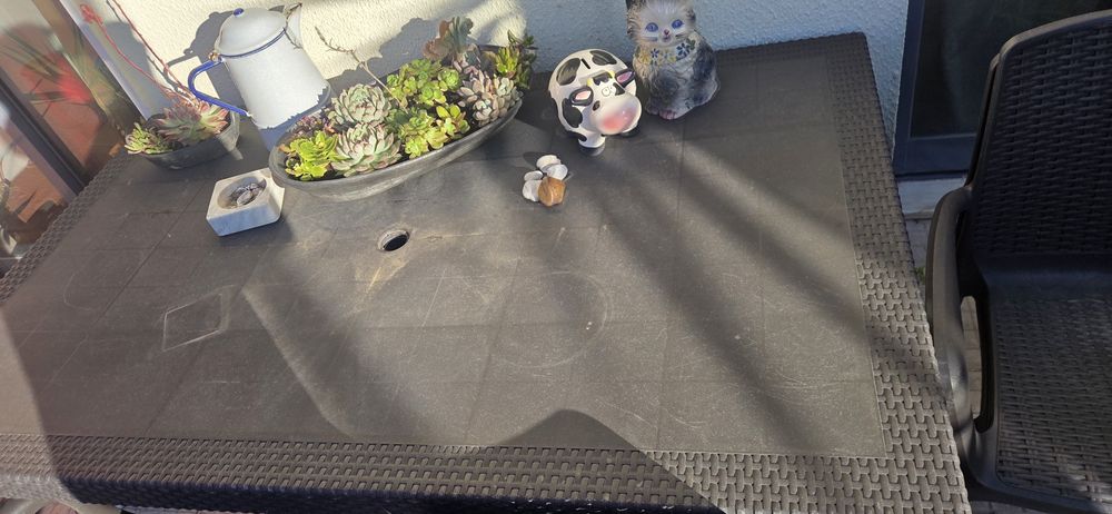 Mesa e Cadeiras Jardim