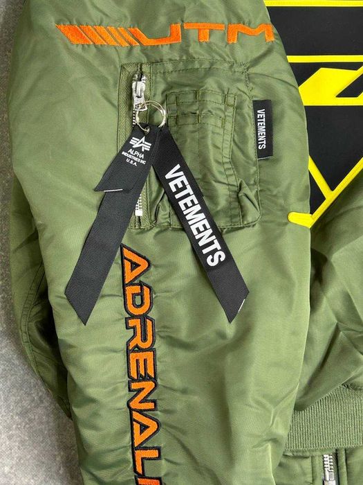 Бомбер Vetements Alpha Industries Edition курточка Green Bomber куртка