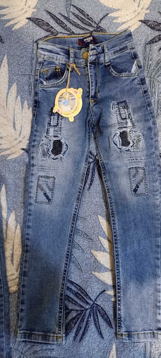 Отдам штаны новые для девочки