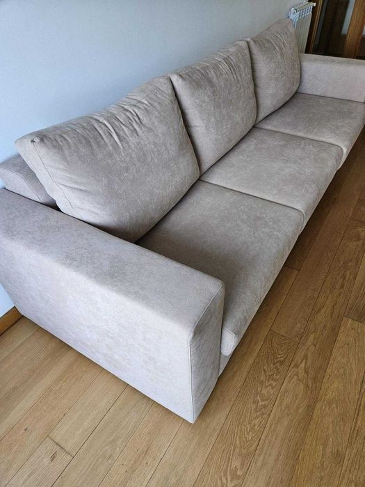 Sofá de 3 lugares novo
