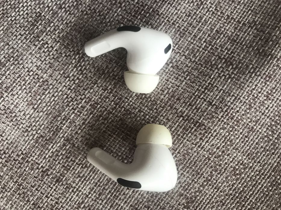 AirPods А3047R -А2084L