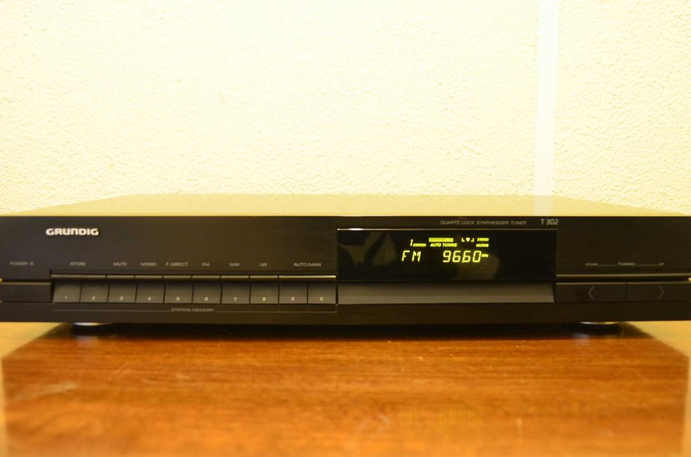 Rádio Grundig T 302