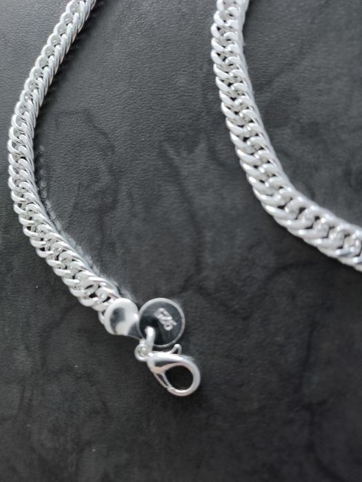 Łańcuszek srebrny 60 cm. Waga 37,55 g.