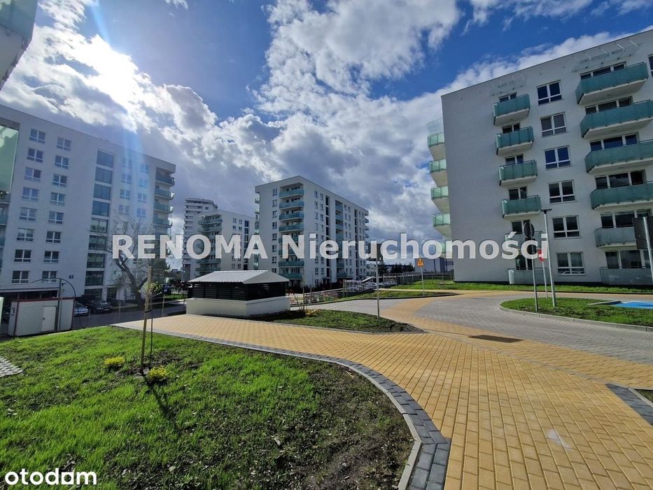 ** Stan deweloperski ** Apartament **