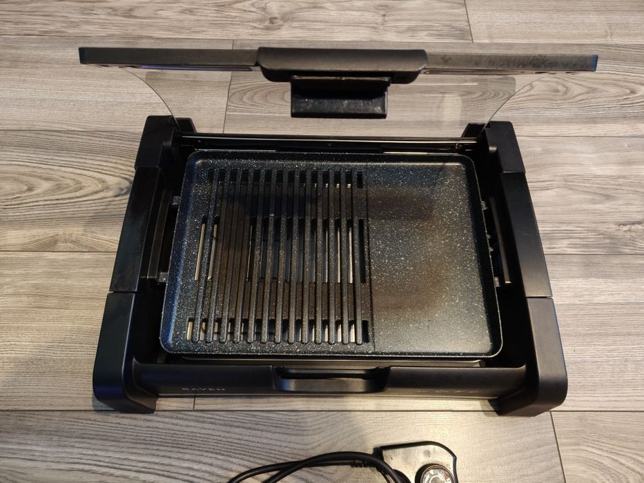 Grill elektryczny Raven EGE001N z powłoką marmurową