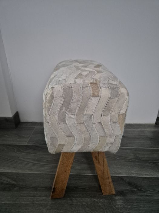 Nowy puf siedzisko koziołek skórzany