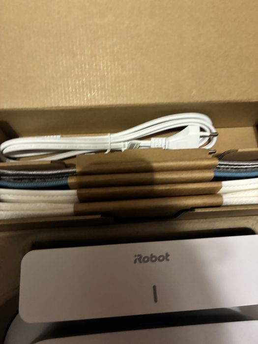 Robot roomba jet 6