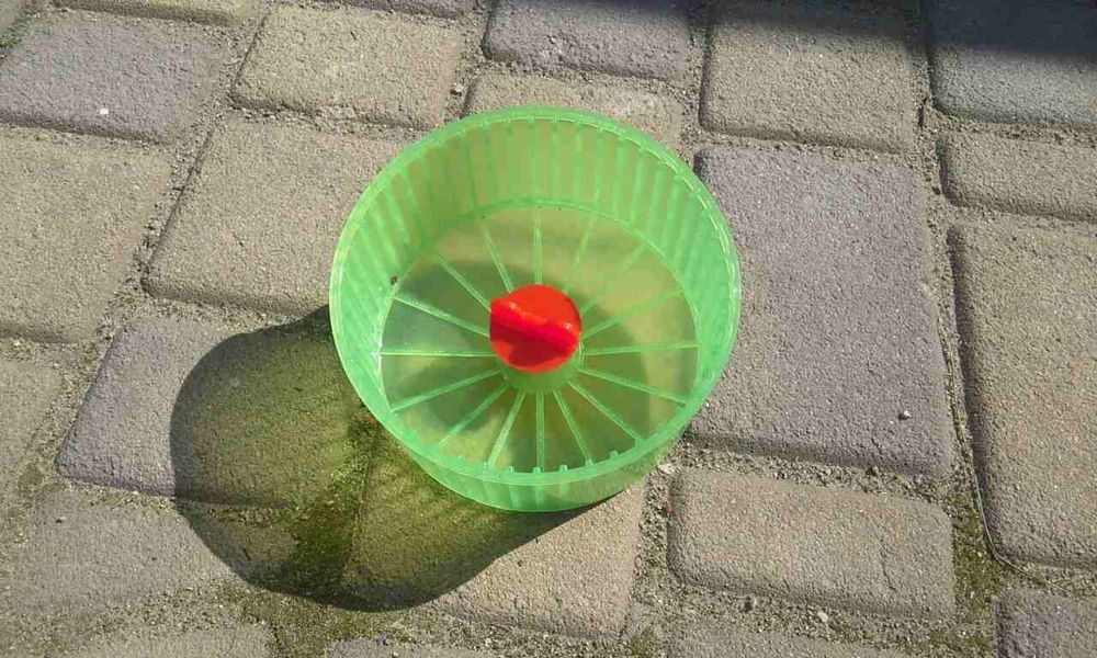 Поилка для животных