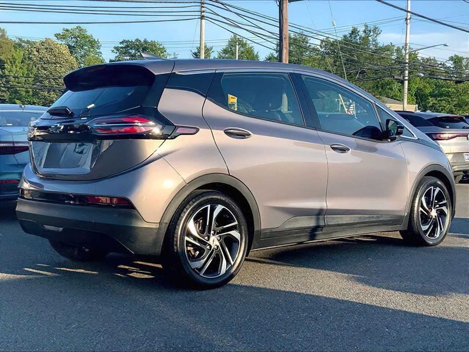Chevrolet Bolt EV 2LT      2023
