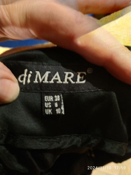 Жіноча стильна спідниця