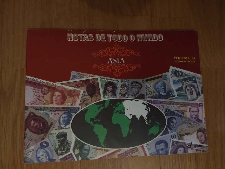 Selling complete notebooks for €11 each