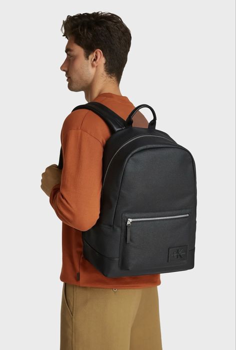 Мужской рюкзак Calvin Klein COATED CENTER ZIP BACKPACK43 Оригінал
