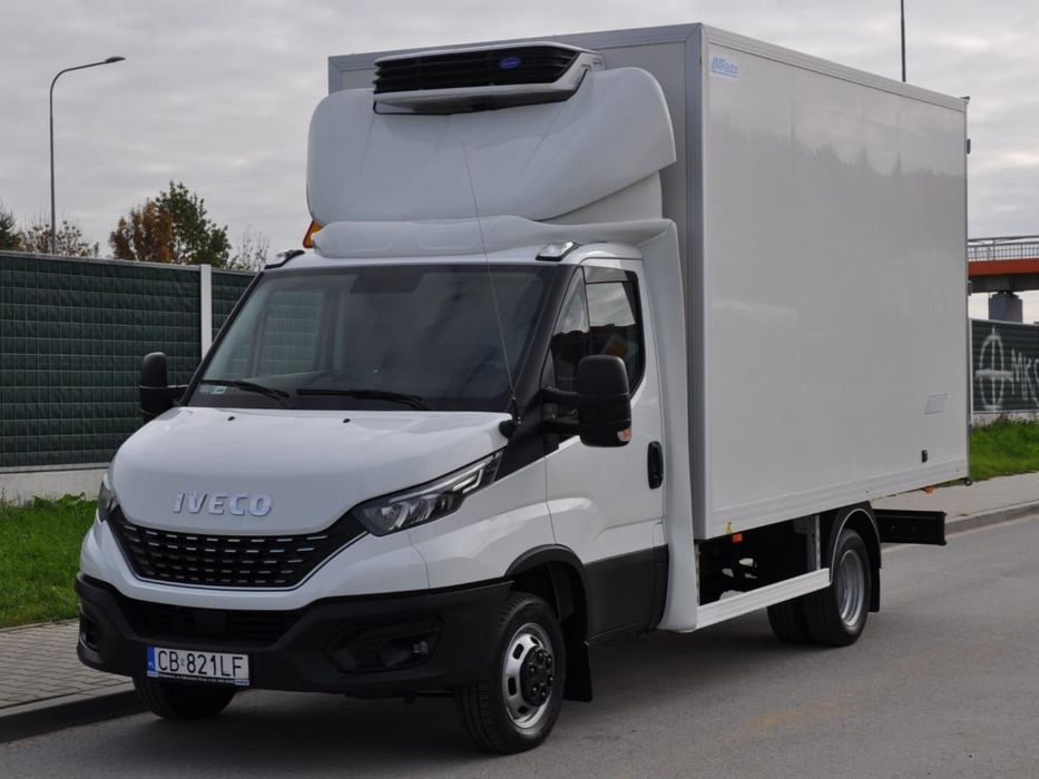Iveco DAILY 156 KM AUTOMAT CHŁODNIA IZOTERMA KRAJOWE BEZWYPADKOWE