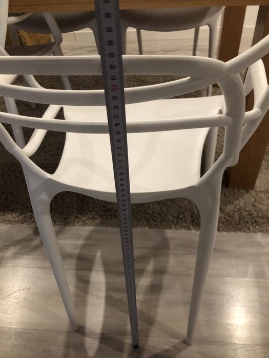 Cadeiras Brancas interior ou jardim