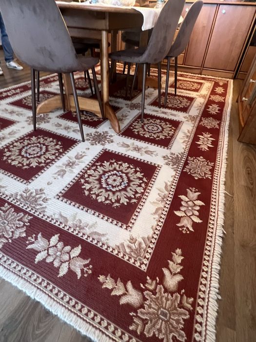 Autêntica Carpete de Arraiolos 3,00m x 2,00m – Peça Única