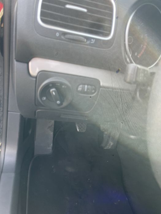 Гольф 2011 1.4 атмосферний