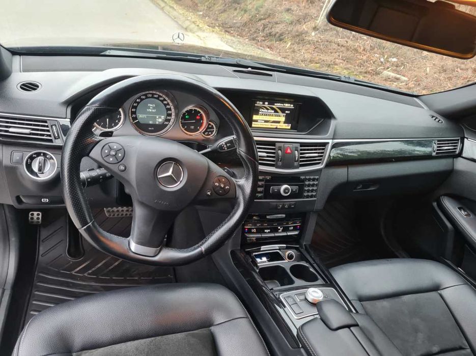 Mercedes-Benz E 250 CDi Avantgarde AMG Auto.