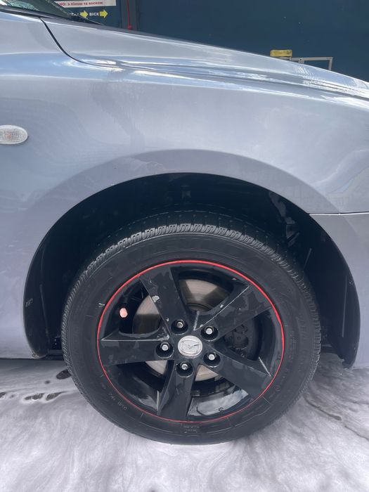 Продам автомобиль Mazda 3
