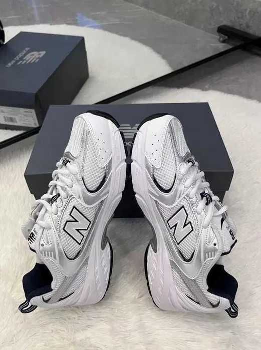 New_Balance_530_White_Silver_Navy R.36