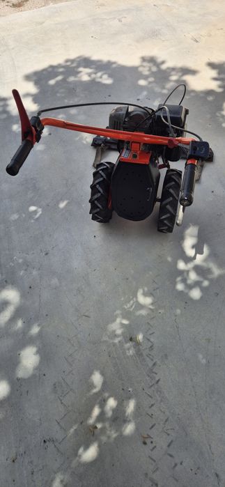 Mini ceifeira  motor  Honda