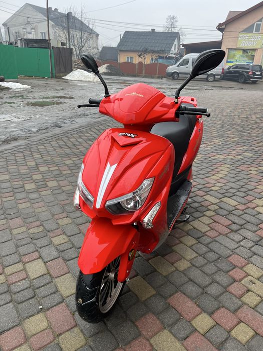 Електроскутер dominator