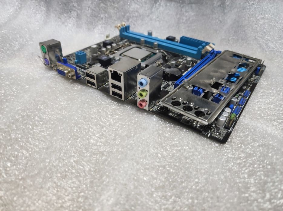 SALE! Материнська плата Asus P8H61 M-E S1155 PCIe 3.0!