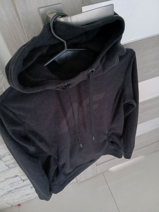 4f bluza polarowa polar damska XS 34 czarna z kapturem jak nowa