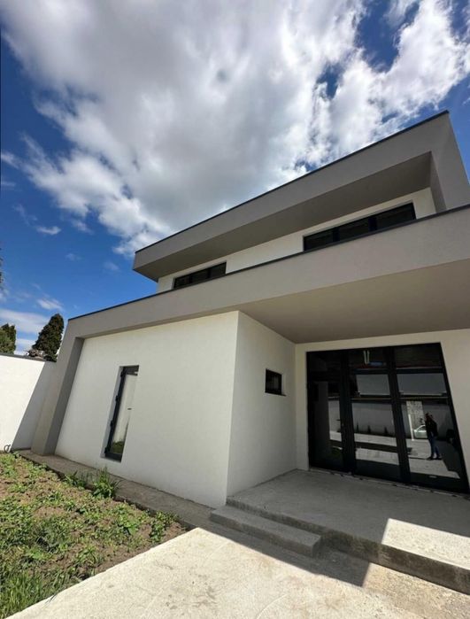 Продажа дома в Совиньоне-2, 237м², 5 сот