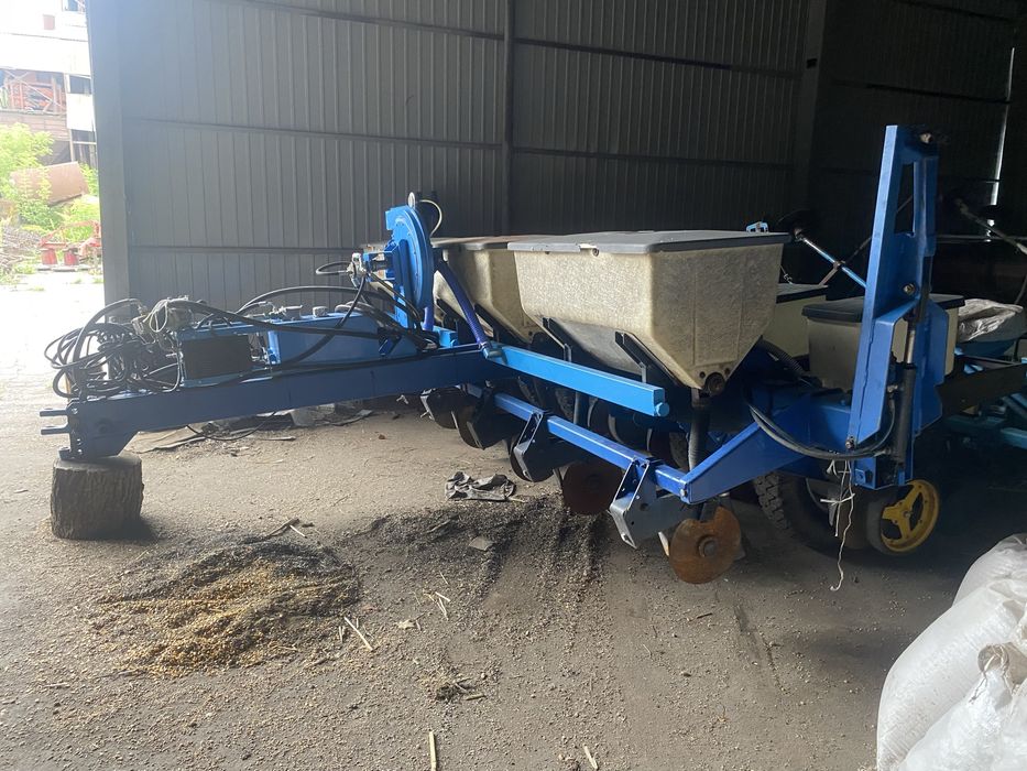 Kinze 2000 Precision Planting vSet 2