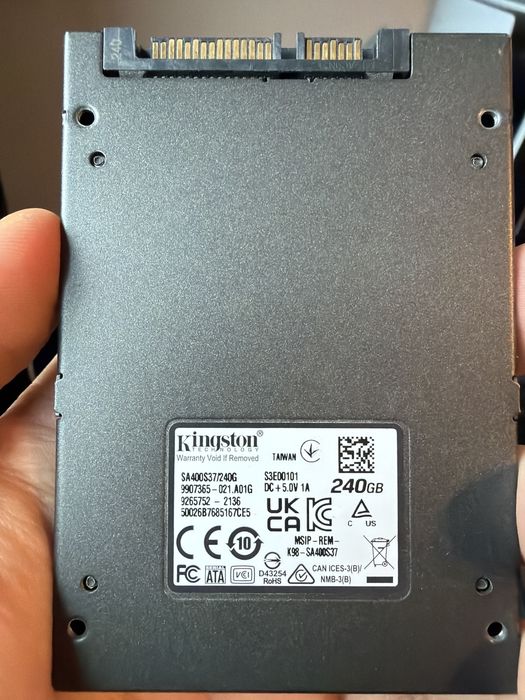 Dysk ssd kingstone 240 GB