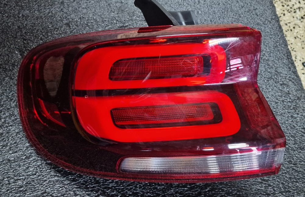 Citroen C5 Aircross farolin traseiro esquerdo