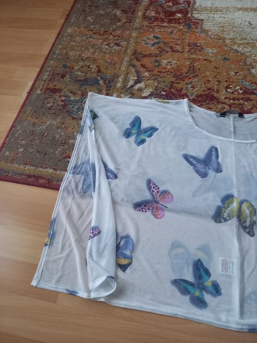 Biała w motyle bluzka kimono rozmiar 14 firmy Internacionale