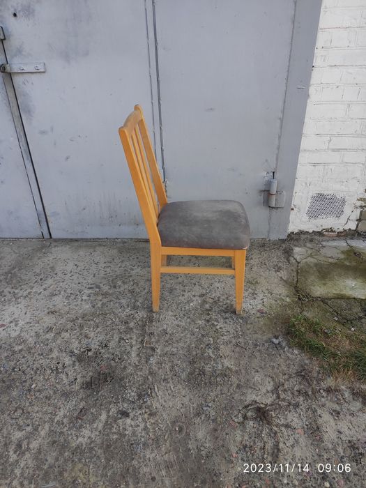 Стулья деревянные