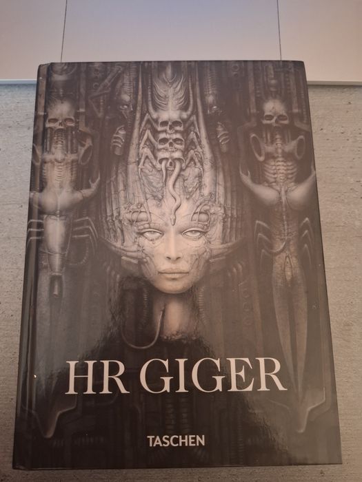 Книга HR Giger Taschen / Ганс Ґігер