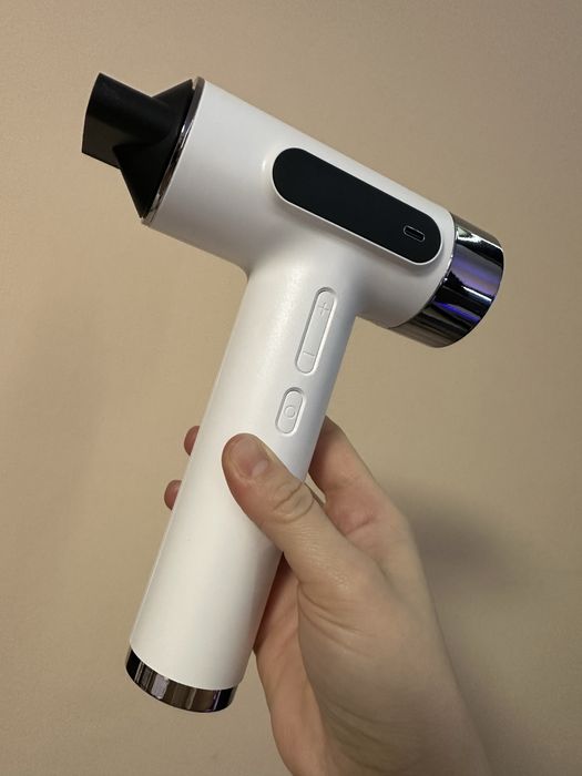 Акумуляторний фен для волосся: працює без світла! (Гарячий обдув)