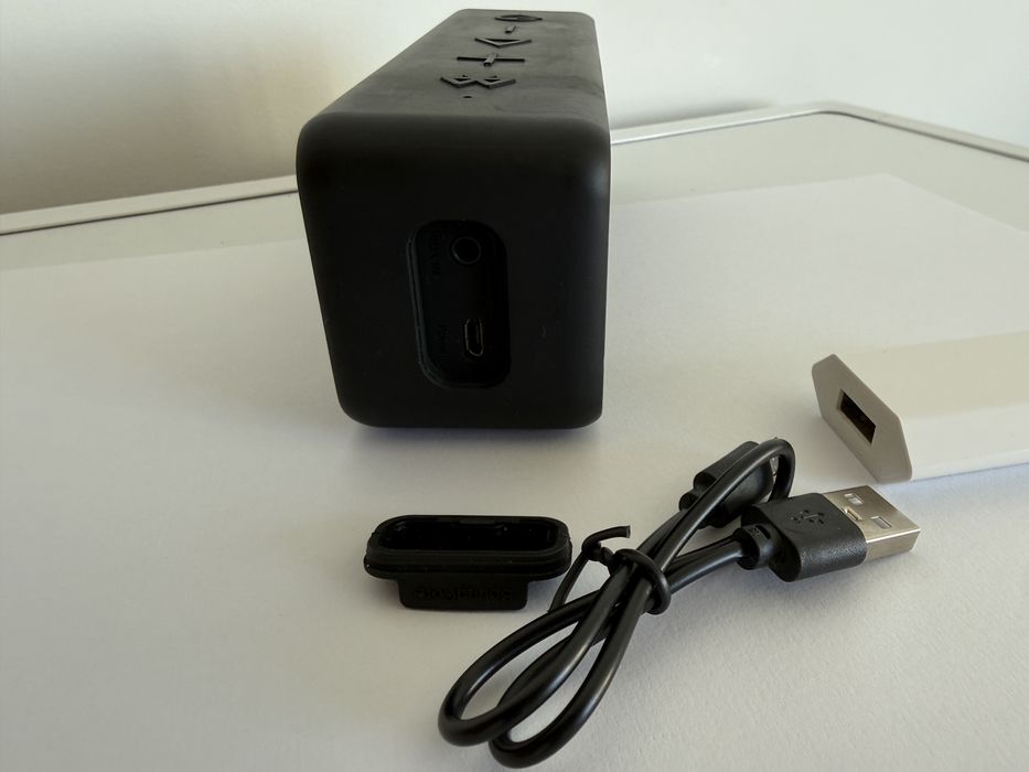 Coluna Portátil Anker Soundcore 2 Bluetooth