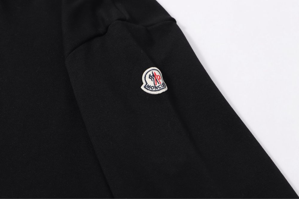 Чоловіча кофта на замку Moncler, Louis Vuitton
