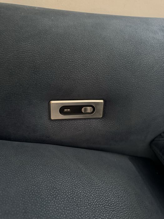 Sofá chaise longue azul