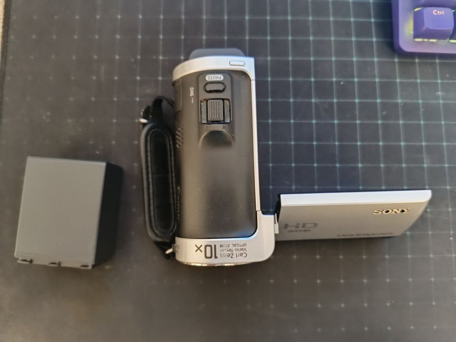 Kamera Sony HDR-CX106