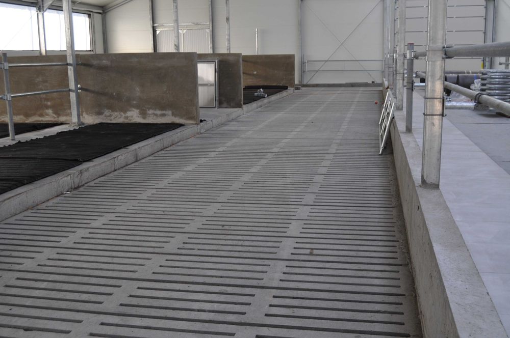 Ruszty betonowe Ruszta dla trzody i bydła Maty legowiskowe